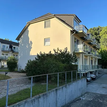 Eldena Strandhaus Ruegen Appartement *