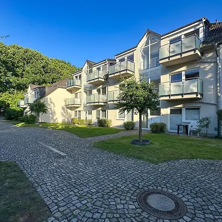 Eldena Strandhaus Ruegen Appartement *